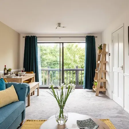 Luxury Canalside In Semesterbostad Leeds (West Yorkshire)