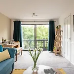 Luxury Canalside In Holiday home Leeds (West Yorkshire)