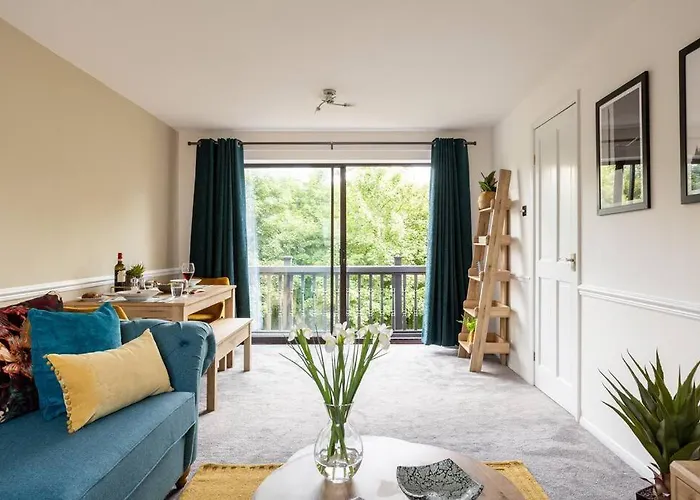 Luxury Canalside In بيت للعطل ليدز