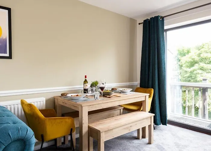 Luxury Canalside In * ليدز